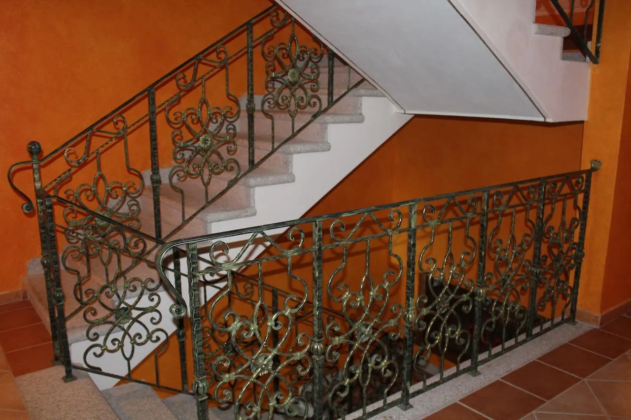 Le Tre Rose Hotel Bono
